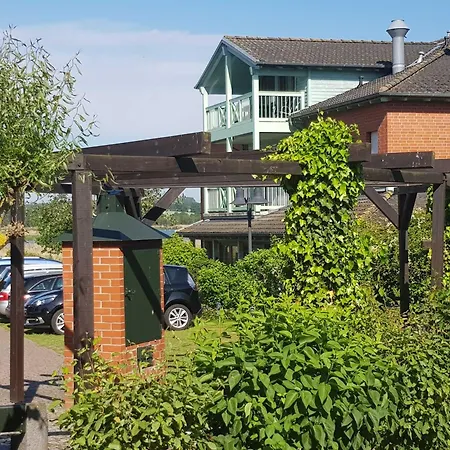 10 Im Fischerhaus Am Neuensiener Sellin (Rugen)