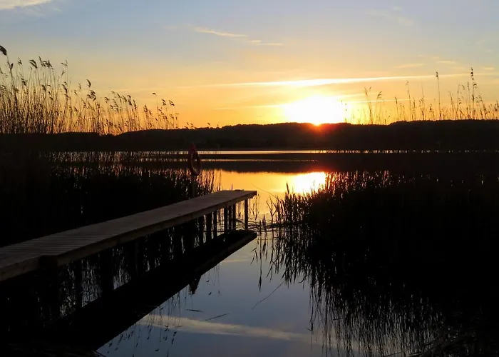 10 Im Fischerhaus Am Neuensiener Sellin (Rugen)